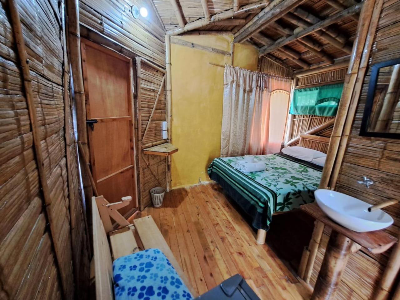 Hotel Guatape Adrianas Bambu Kültér fotó